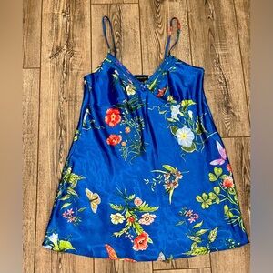 Jones New York Blue with Floral Design Slipdress/Nightgown size large